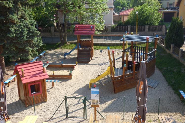 Apartman V Betelu Chrastava Екстериор снимка